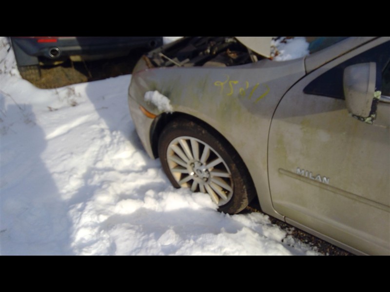 https://f005.backblazeb2.com/file/img-partshotlines-com/Inventory/NE52/Vehicle/14819_06.jpg
