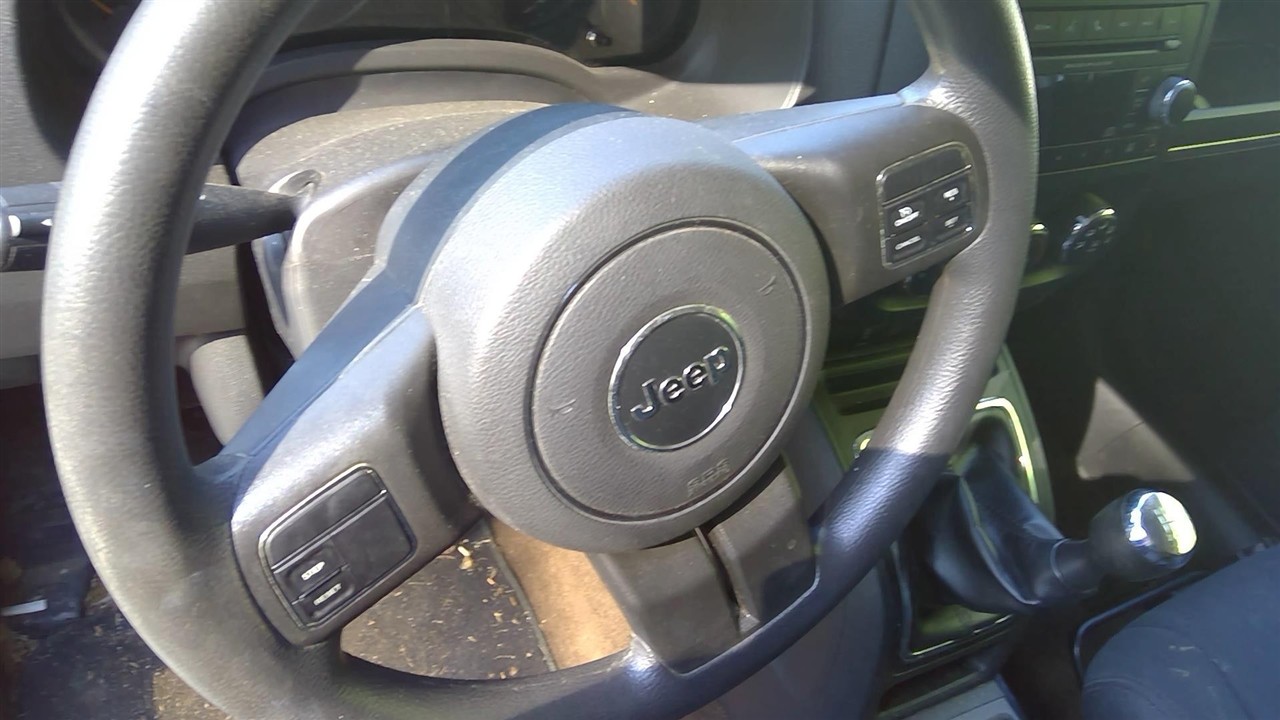 https://f005.backblazeb2.com/file/img-partshotlines-com/Inventory/NE52/Vehicle/14941_02.jpg