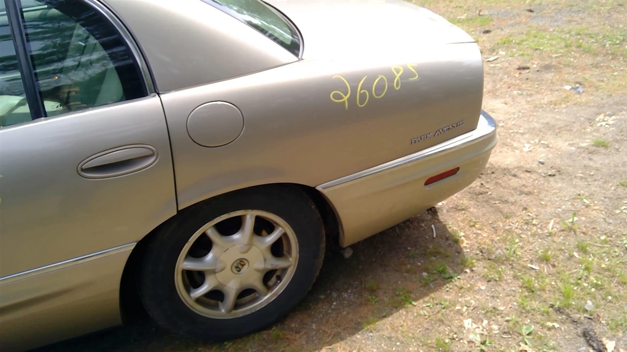 https://f005.backblazeb2.com/file/img-partshotlines-com/Inventory/NE52/Vehicle/14942_07.jpg