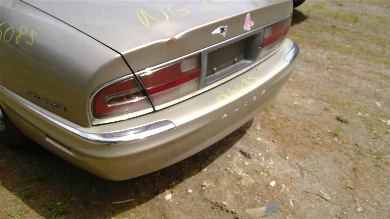 https://f005.backblazeb2.com/file/img-partshotlines-com/Inventory/NE52/Vehicle/14942_09.jpg