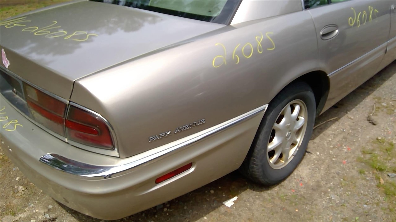 https://f005.backblazeb2.com/file/img-partshotlines-com/Inventory/NE52/Vehicle/14942_12.jpg