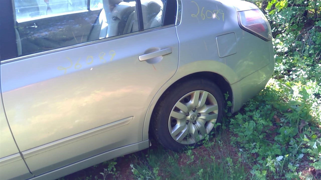 https://f005.backblazeb2.com/file/img-partshotlines-com/Inventory/NE52/Vehicle/14945_04.jpg