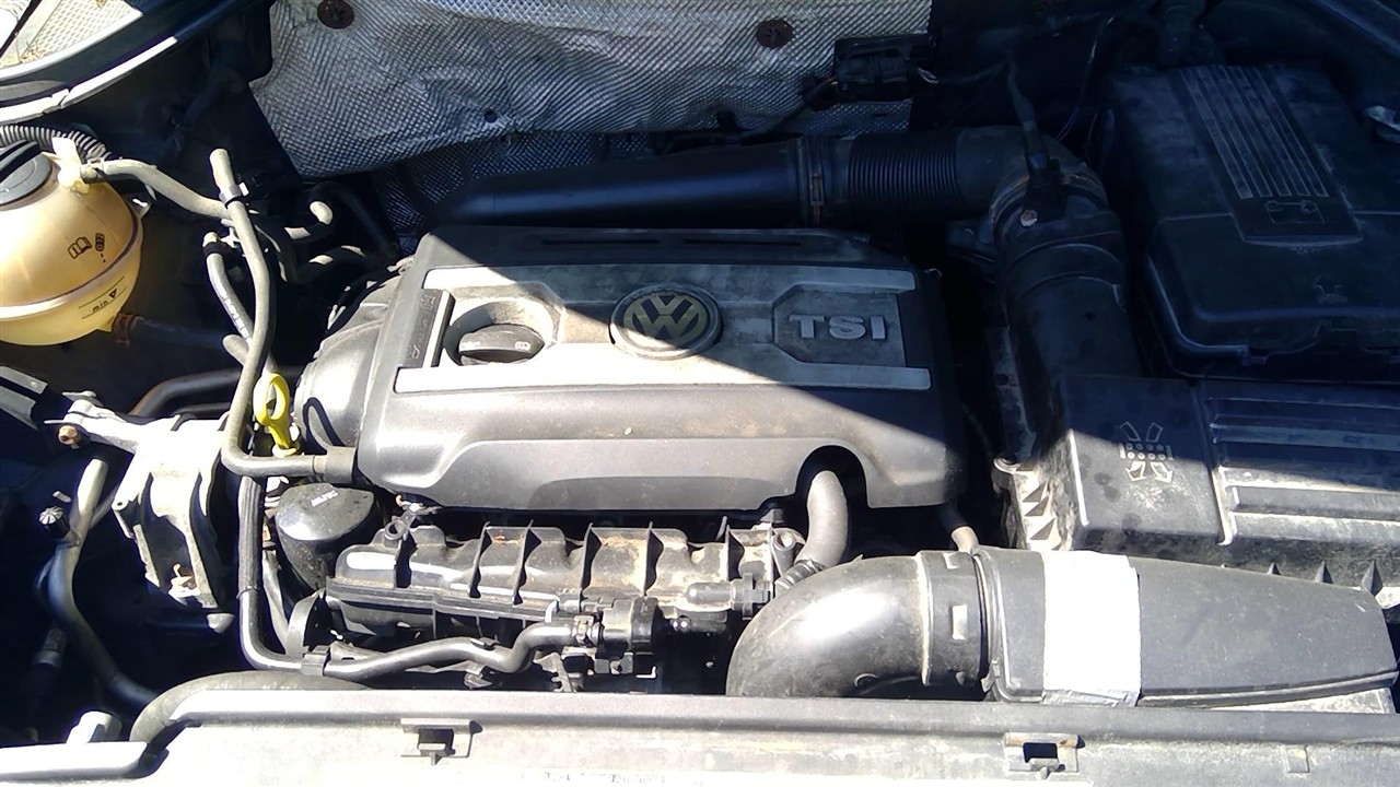 https://f005.backblazeb2.com/file/img-partshotlines-com/Inventory/NE52/Vehicle/14951_10.jpg