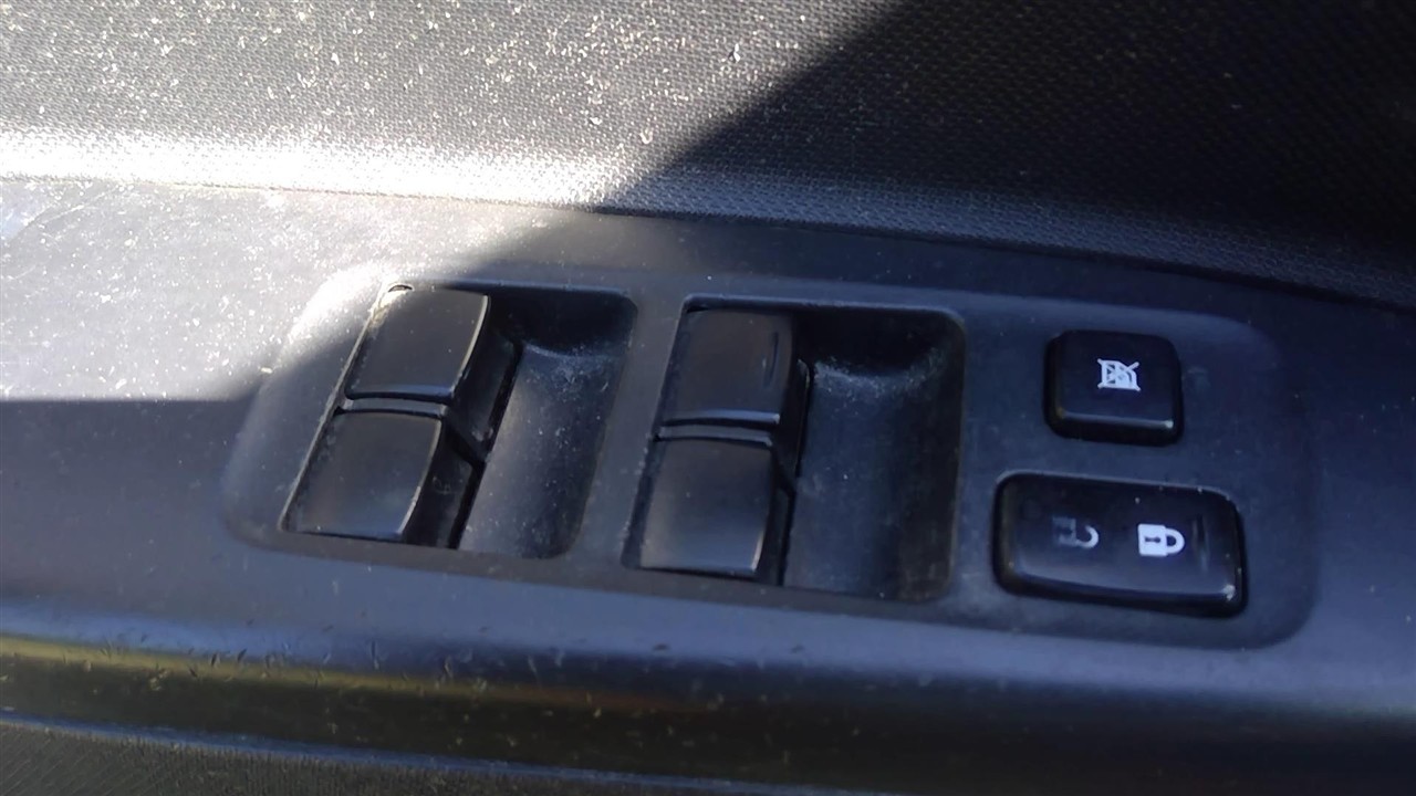 https://f005.backblazeb2.com/file/img-partshotlines-com/Inventory/NE52/Vehicle/14953_04.jpg