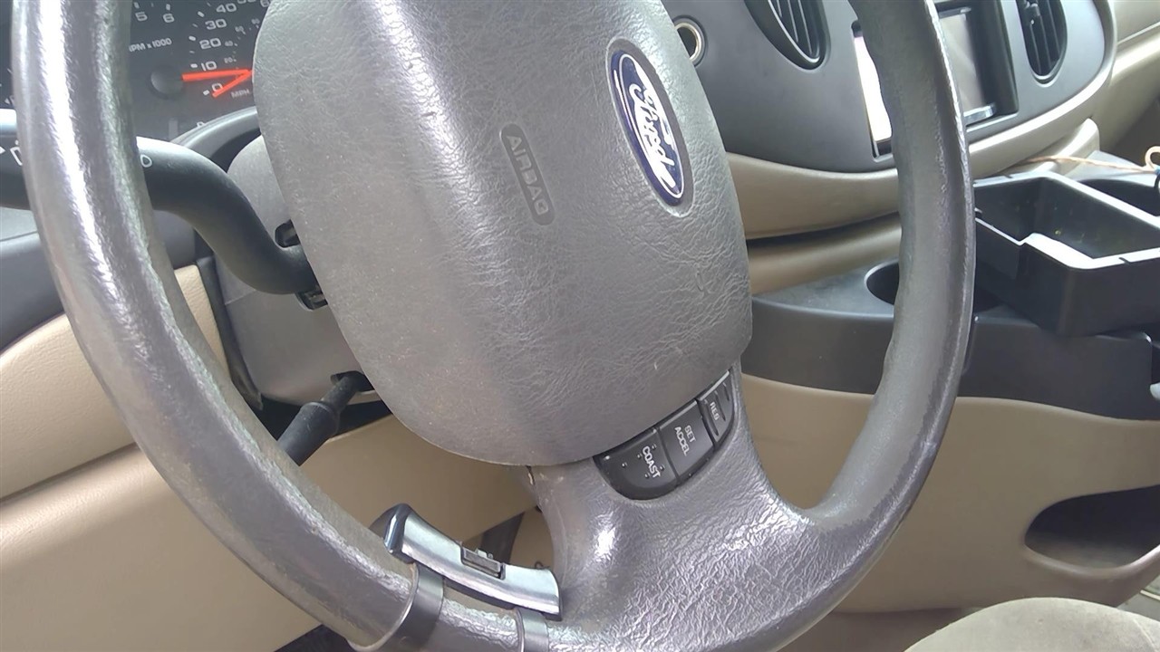 https://f005.backblazeb2.com/file/img-partshotlines-com/Inventory/NE52/Vehicle/14966_05.jpg