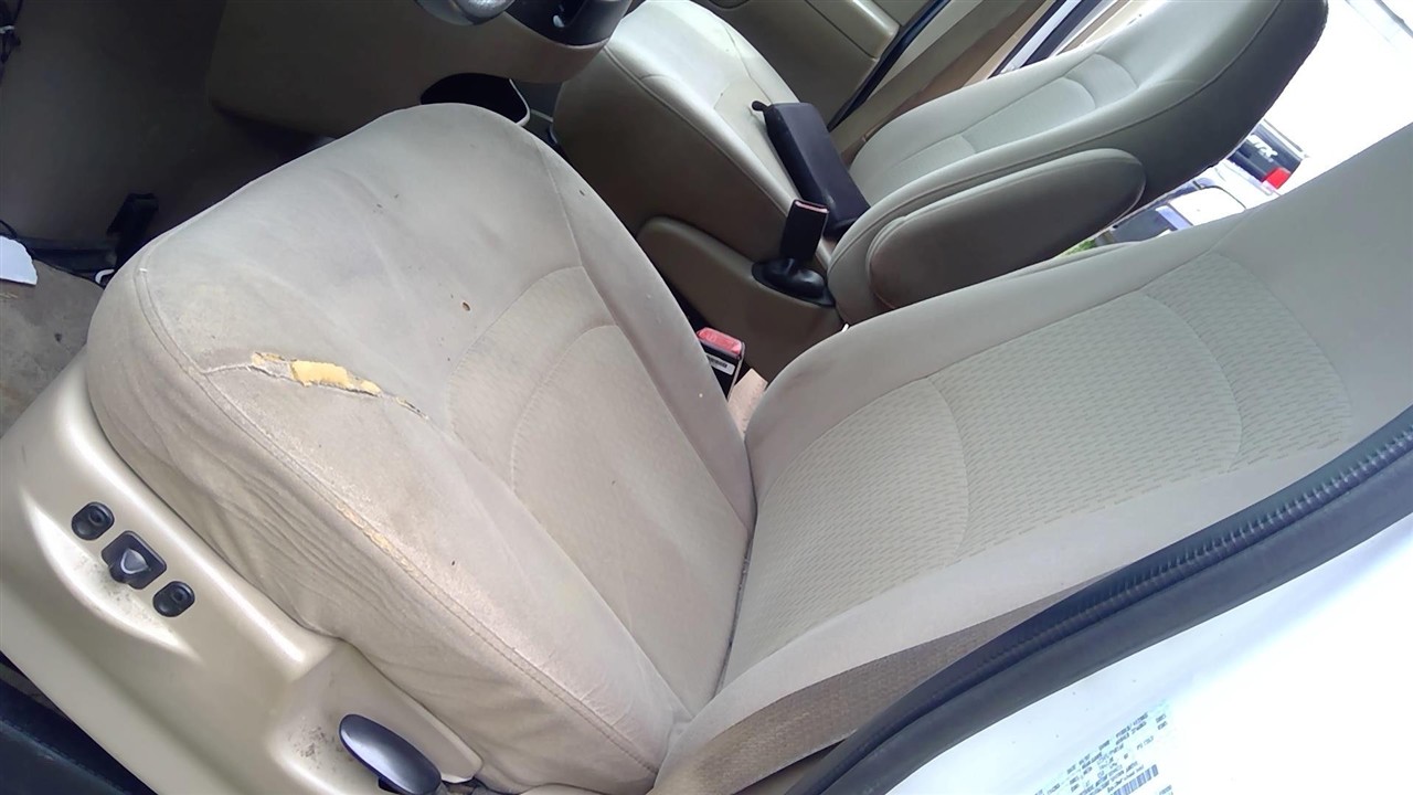 https://f005.backblazeb2.com/file/img-partshotlines-com/Inventory/NE52/Vehicle/14966_07.jpg