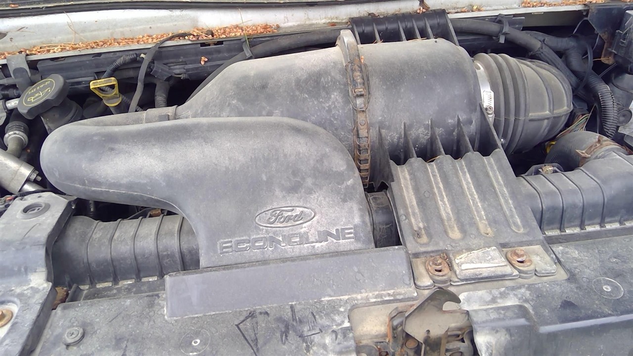 https://f005.backblazeb2.com/file/img-partshotlines-com/Inventory/NE52/Vehicle/14966_10.jpg