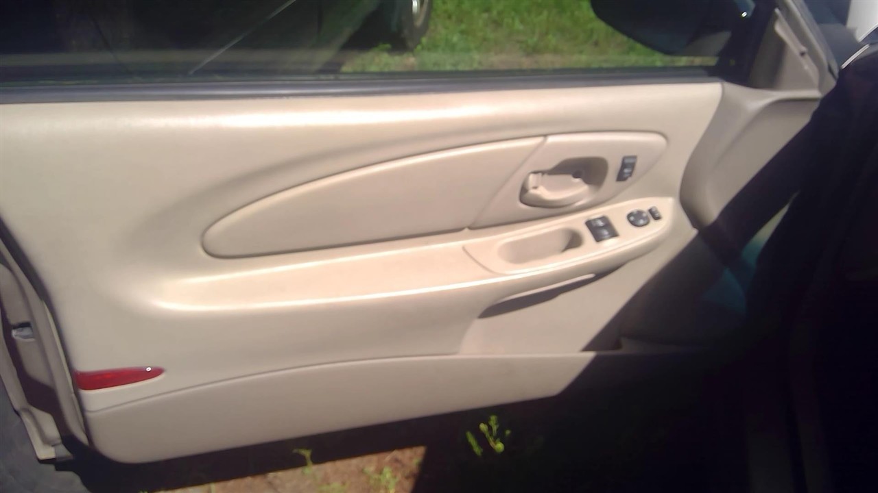 https://f005.backblazeb2.com/file/img-partshotlines-com/Inventory/NE52/Vehicle/15009_01.jpg