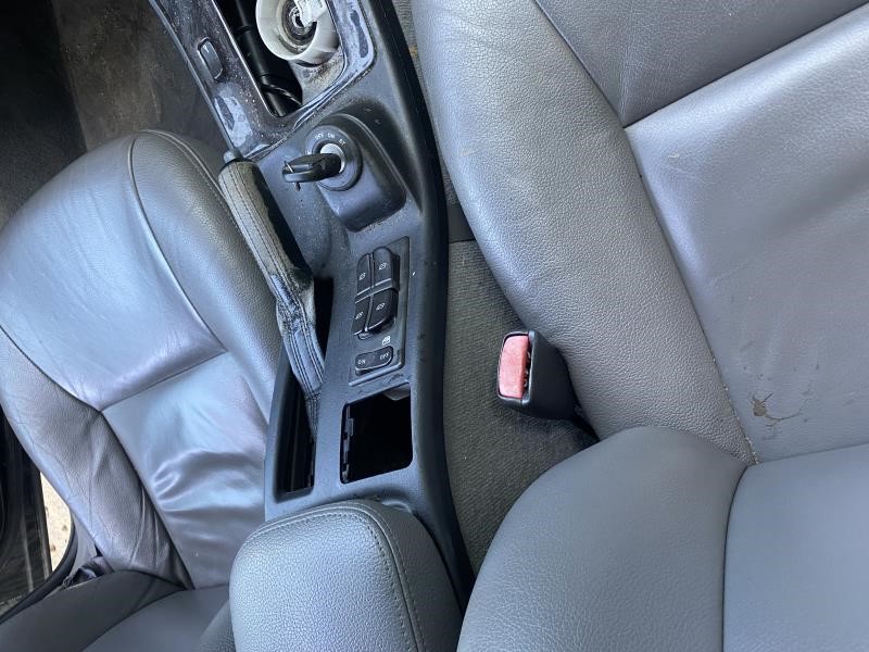 https://f005.backblazeb2.com/file/img-partshotlines-com/Inventory/NE56/Vehicle/1572_10.jpg