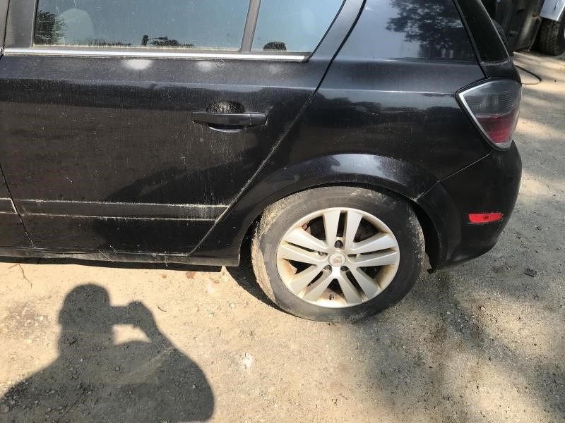 https://f005.backblazeb2.com/file/img-partshotlines-com/Inventory/NE56/Vehicle/1593_02.jpg