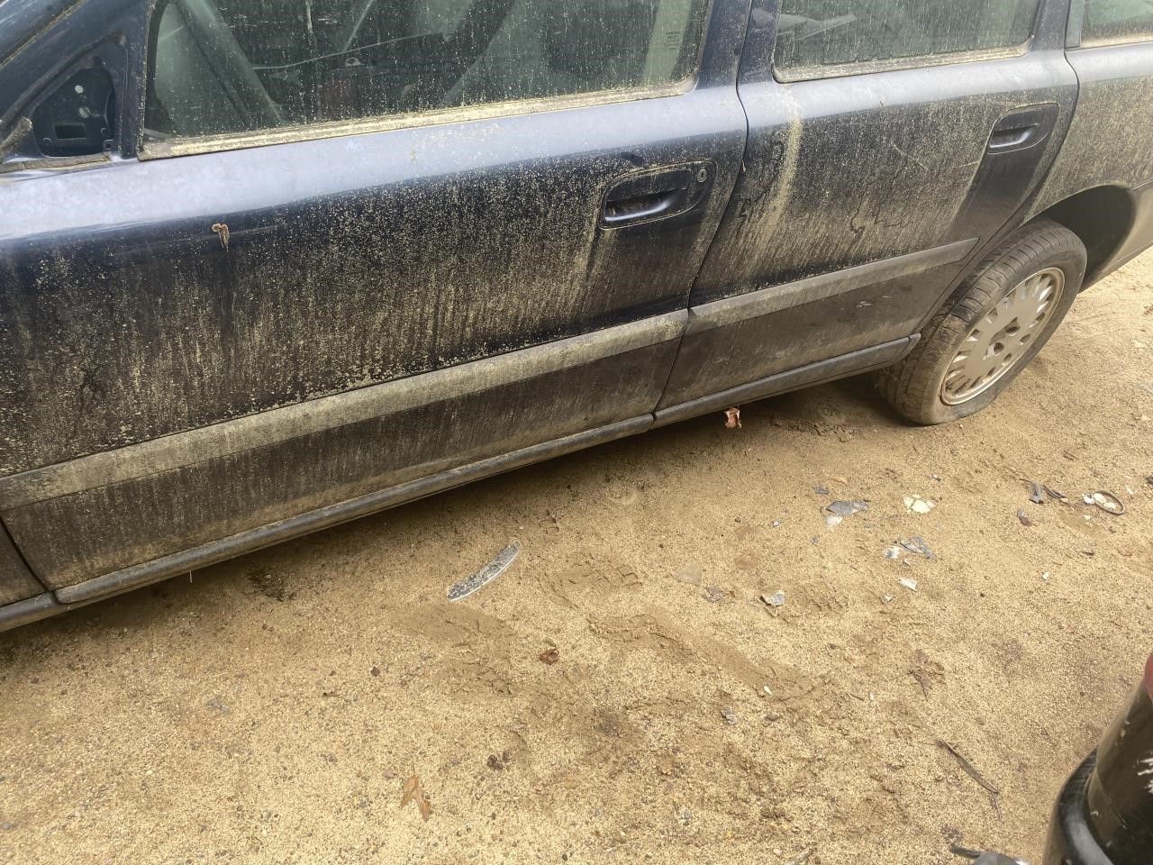 https://f005.backblazeb2.com/file/img-partshotlines-com/Inventory/NE56/Vehicle/1697_05.jpg