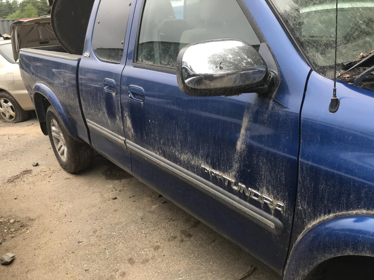 https://f005.backblazeb2.com/file/img-partshotlines-com/Inventory/NE56/Vehicle/1702_06.jpg
