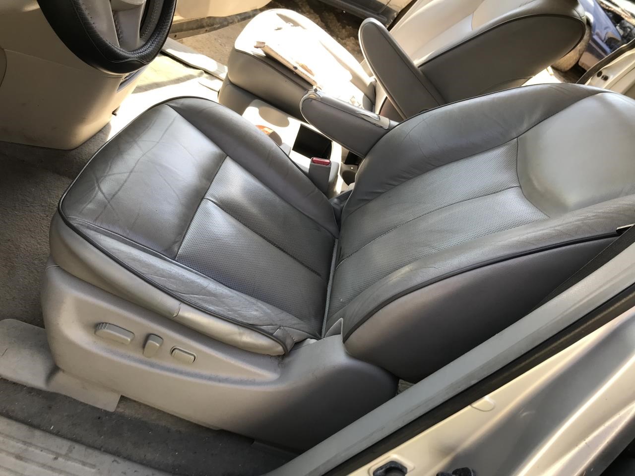 https://f005.backblazeb2.com/file/img-partshotlines-com/Inventory/NE56/Vehicle/1735_05.jpg