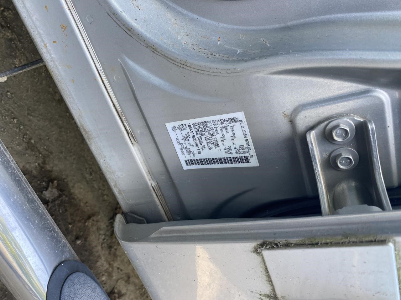 https://f005.backblazeb2.com/file/img-partshotlines-com/Inventory/NE56/Vehicle/1740_09.jpg