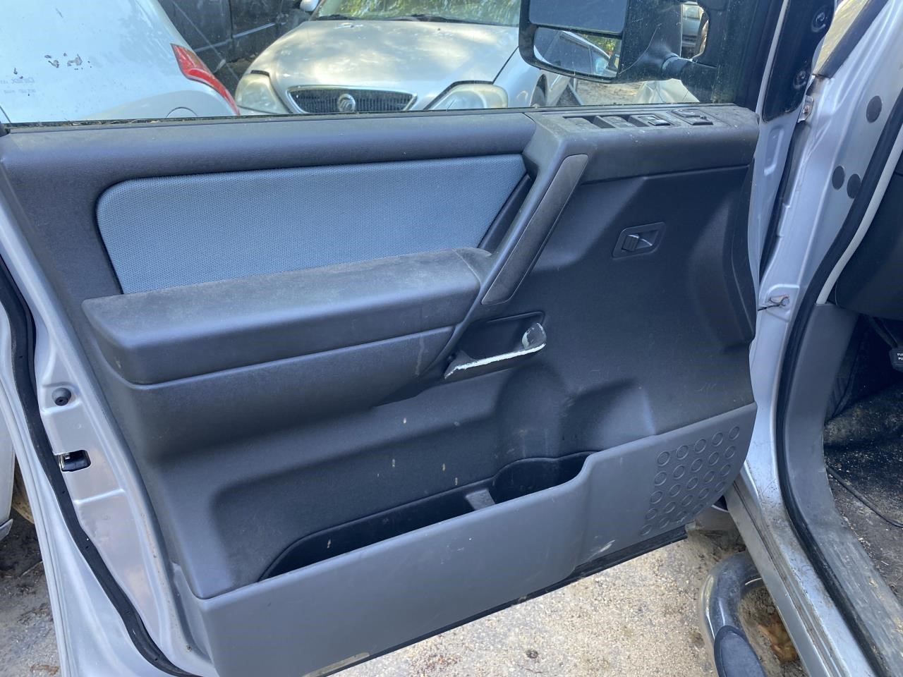 https://f005.backblazeb2.com/file/img-partshotlines-com/Inventory/NE56/Vehicle/1740_14.jpg