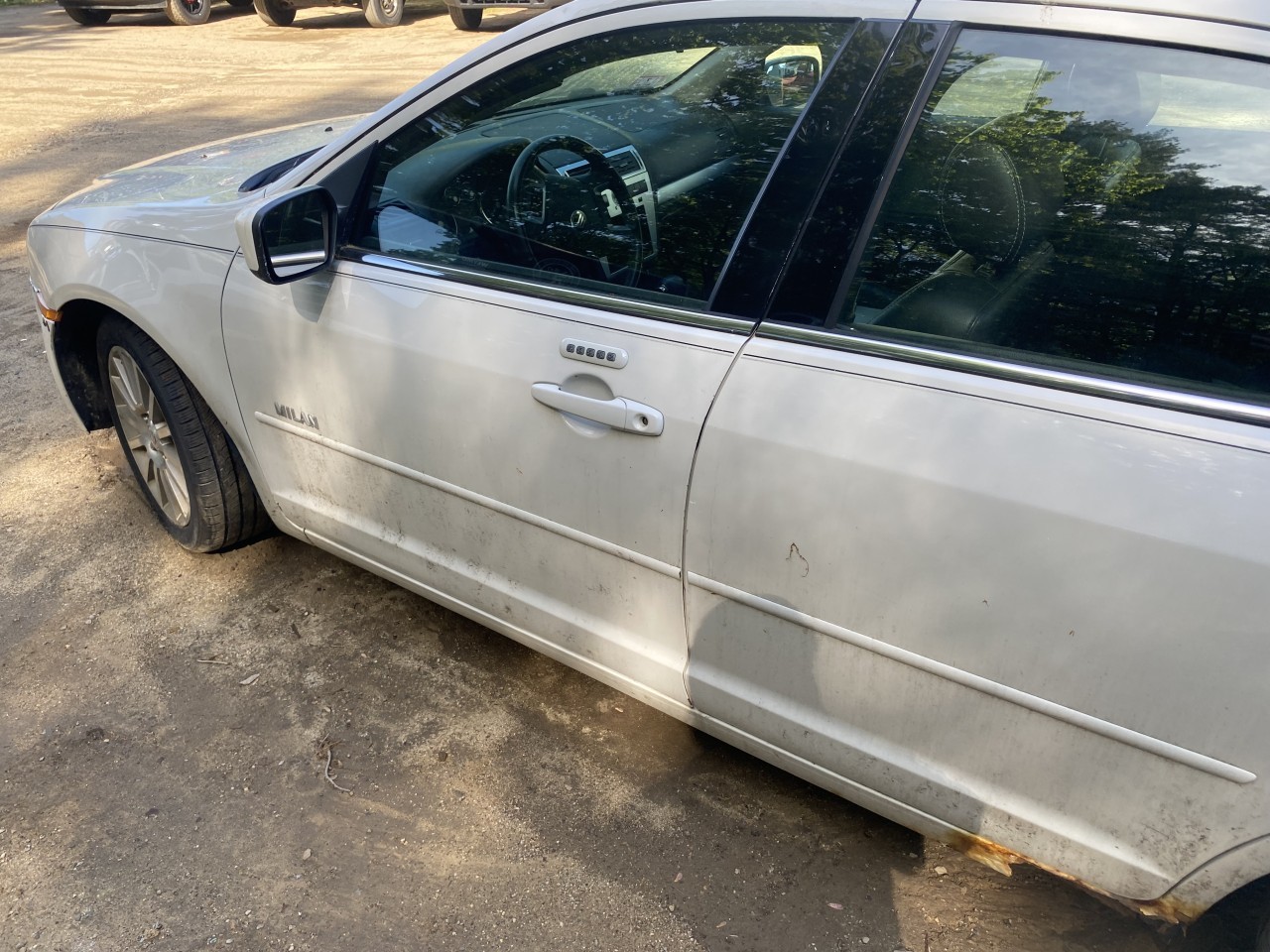 https://f005.backblazeb2.com/file/img-partshotlines-com/Inventory/NE56/Vehicle/1855_02.jpg