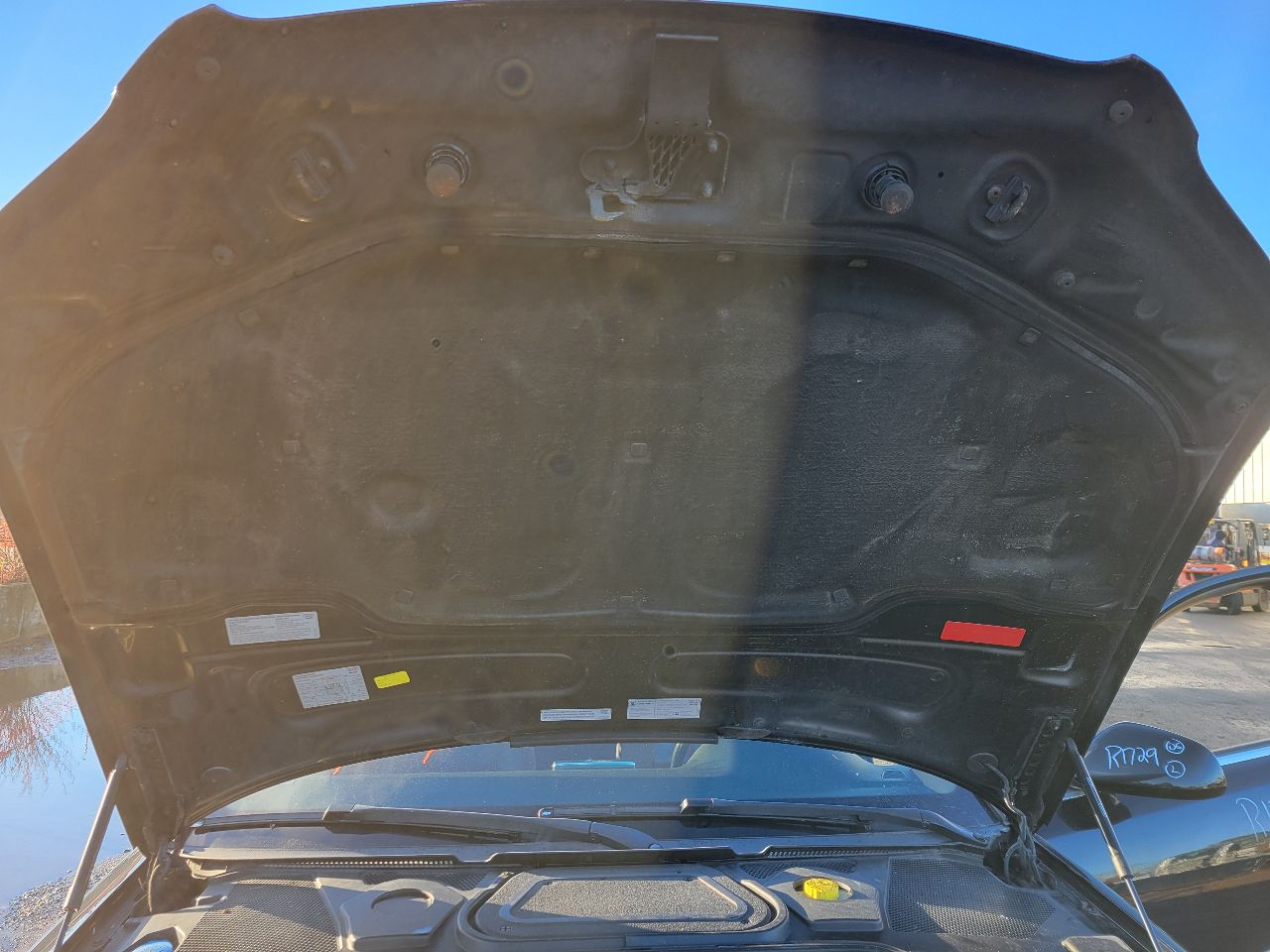 https://f005.backblazeb2.com/file/img-partshotlines-com/Inventory/NE7/Vehicle/102084_03.jpg