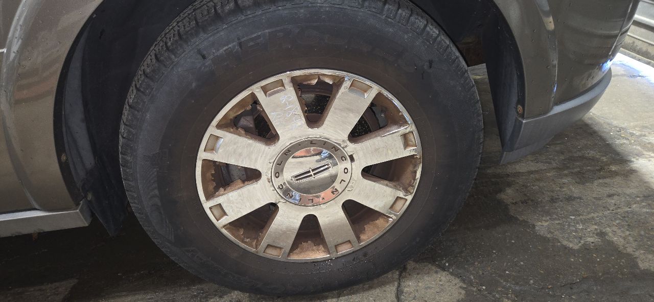 https://f005.backblazeb2.com/file/img-partshotlines-com/Inventory/NE7/Vehicle/102436_06.jpg