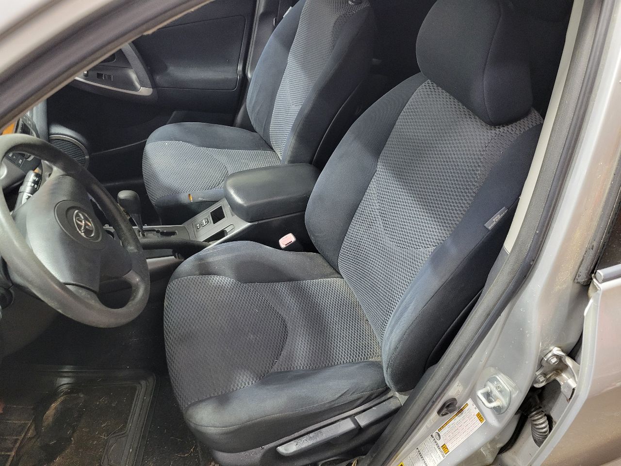 https://f005.backblazeb2.com/file/img-partshotlines-com/Inventory/NE7/Vehicle/102527_02.jpg