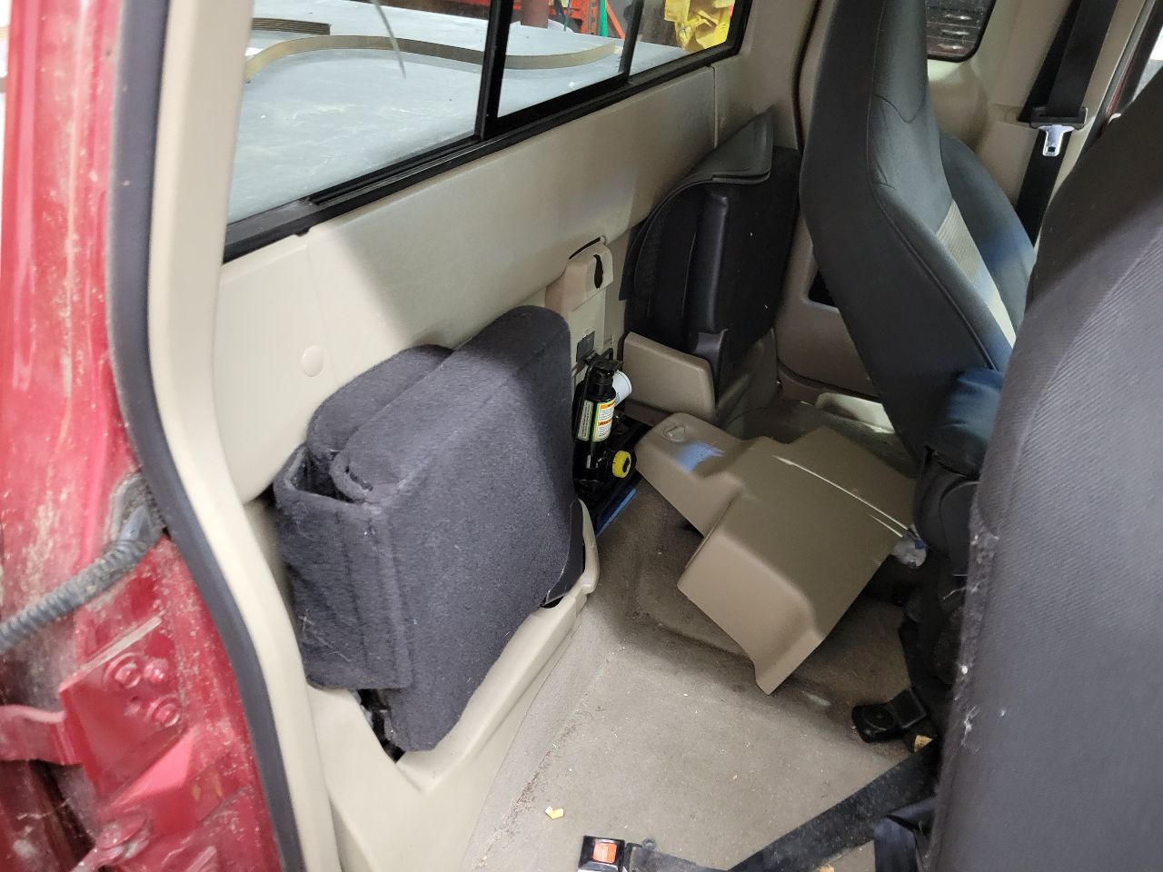 https://f005.backblazeb2.com/file/img-partshotlines-com/Inventory/NE7/Vehicle/102916_01.jpg