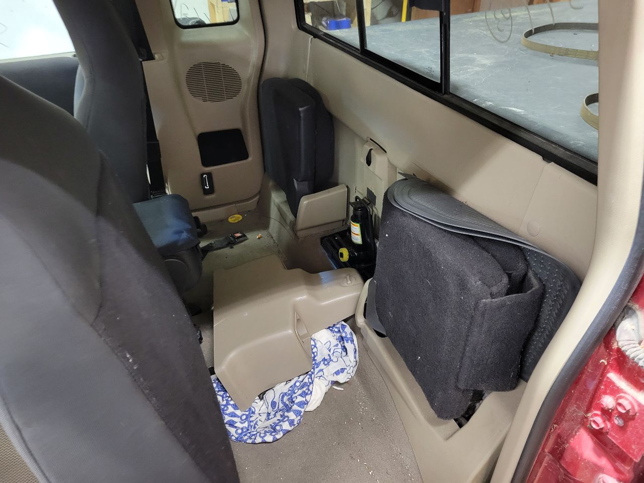 https://f005.backblazeb2.com/file/img-partshotlines-com/Inventory/NE7/Vehicle/102916_05.jpg
