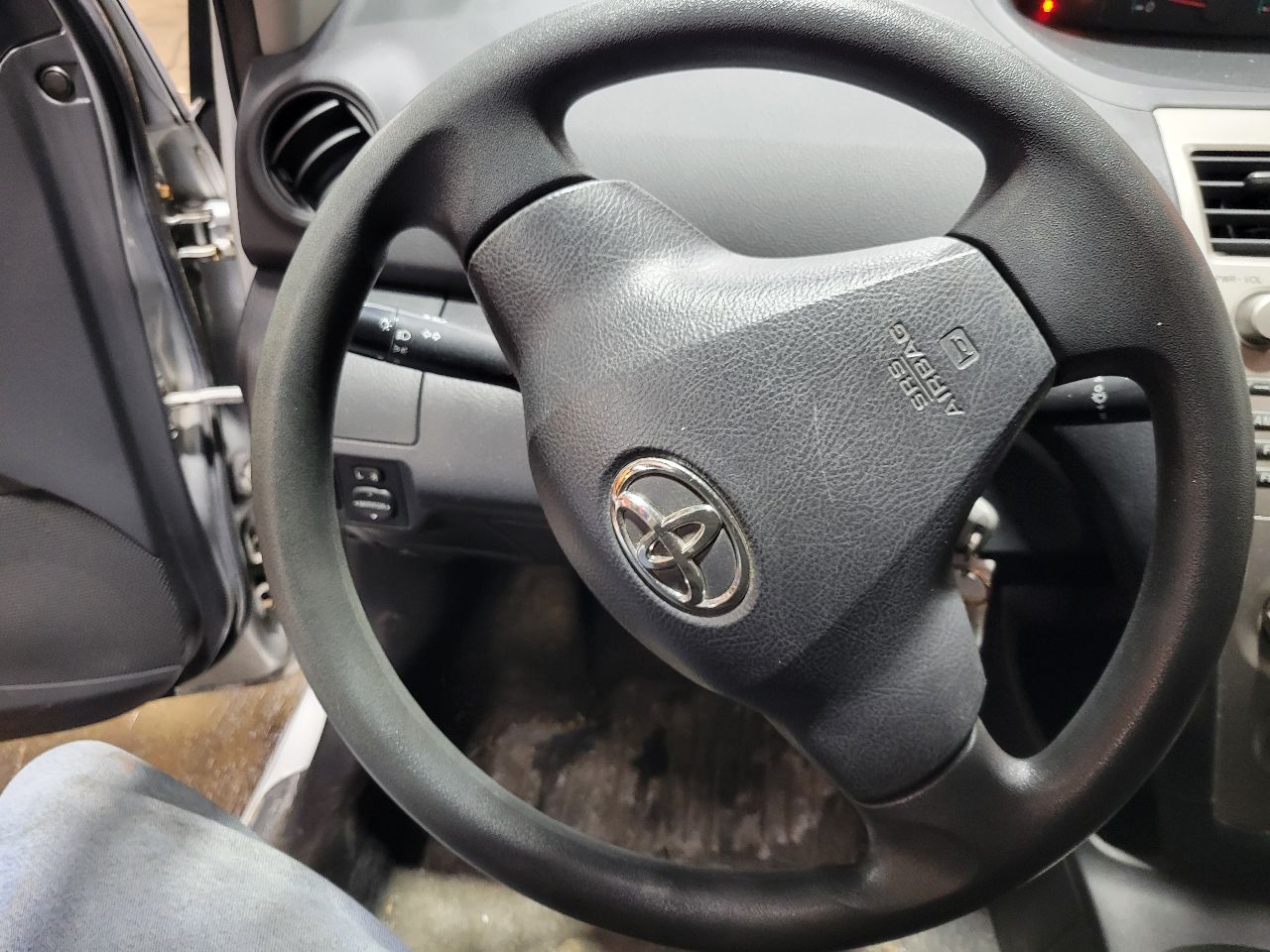 https://f005.backblazeb2.com/file/img-partshotlines-com/Inventory/NE7/Vehicle/103114_01.jpg