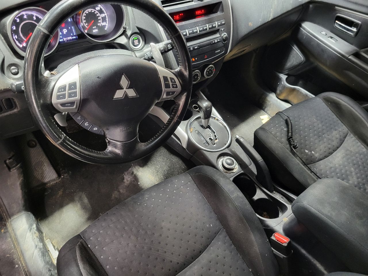 https://f005.backblazeb2.com/file/img-partshotlines-com/Inventory/NE7/Vehicle/103333_06.jpg