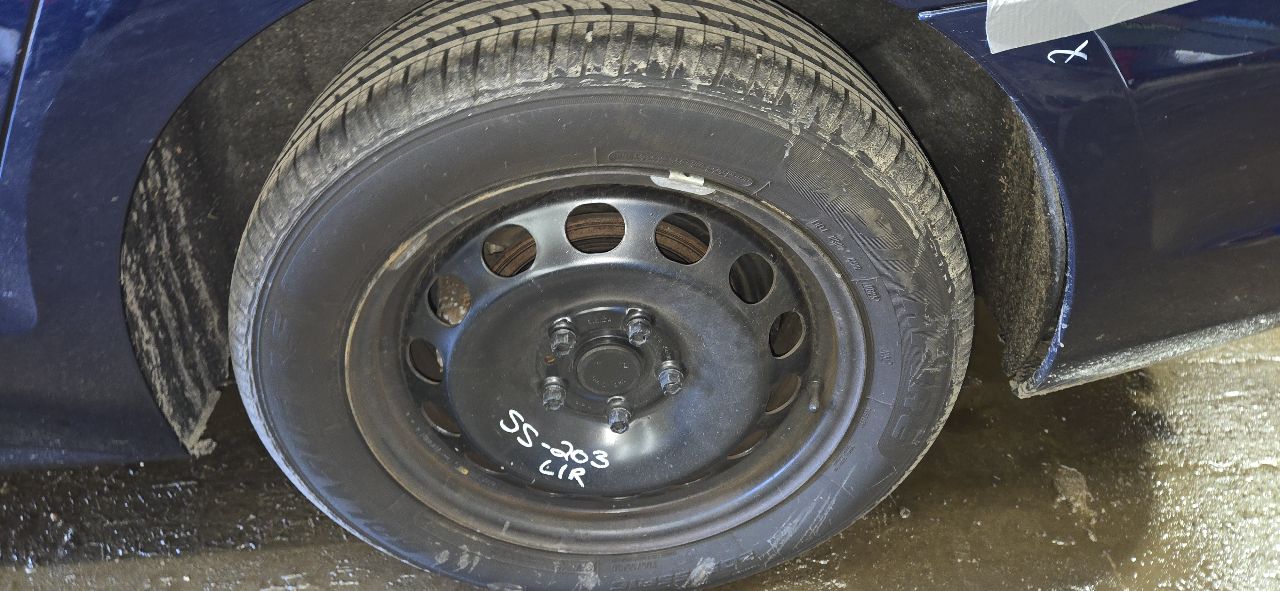 https://f005.backblazeb2.com/file/img-partshotlines-com/Inventory/NE7/Vehicle/103426_01.jpg
