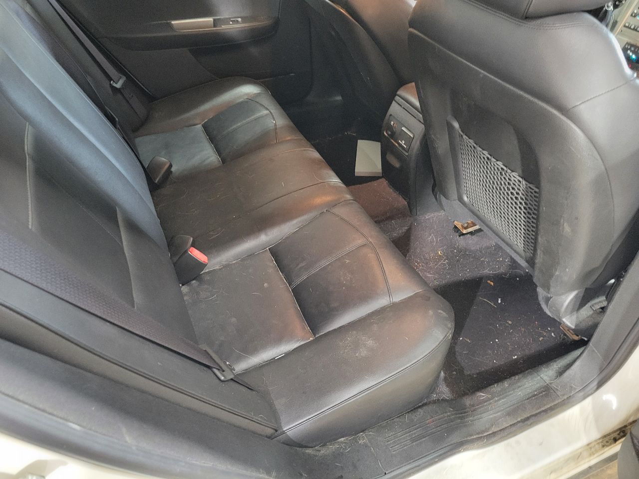 https://f005.backblazeb2.com/file/img-partshotlines-com/Inventory/NE7/Vehicle/103702_04.jpg