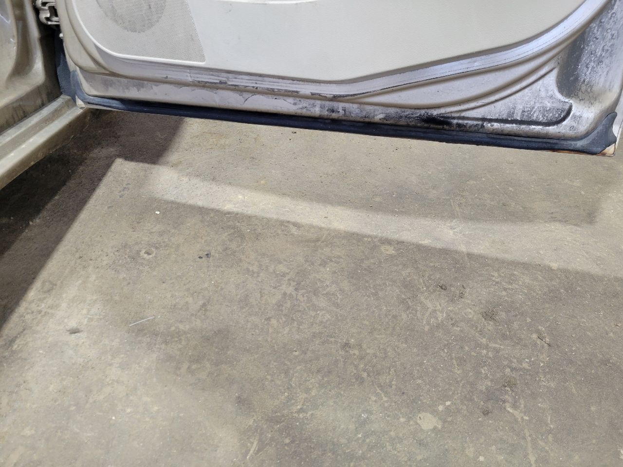 https://f005.backblazeb2.com/file/img-partshotlines-com/Inventory/NE7/Vehicle/103720_05.jpg