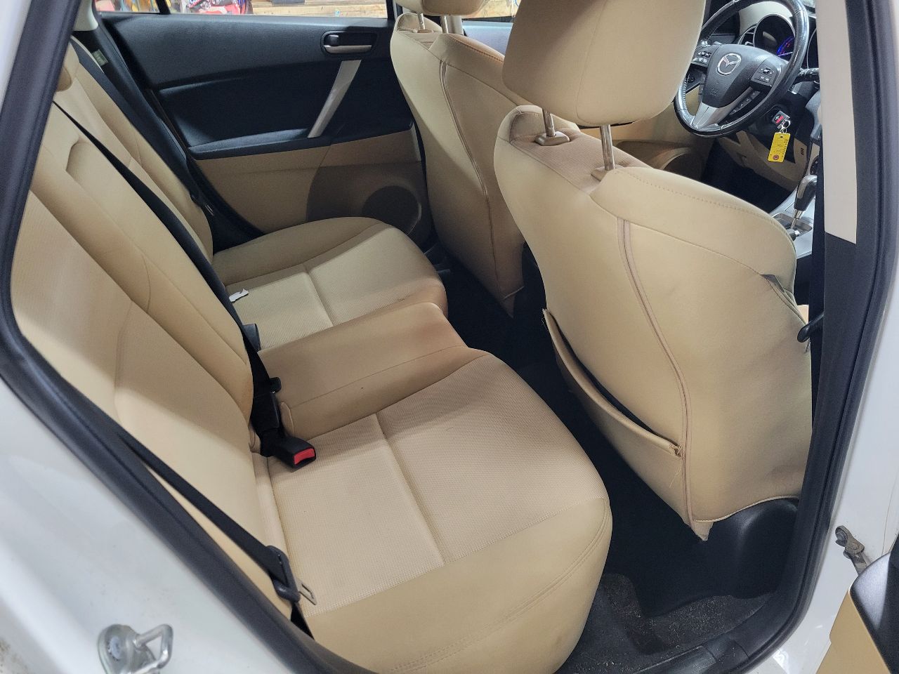 https://f005.backblazeb2.com/file/img-partshotlines-com/Inventory/NE7/Vehicle/103735_01.jpg