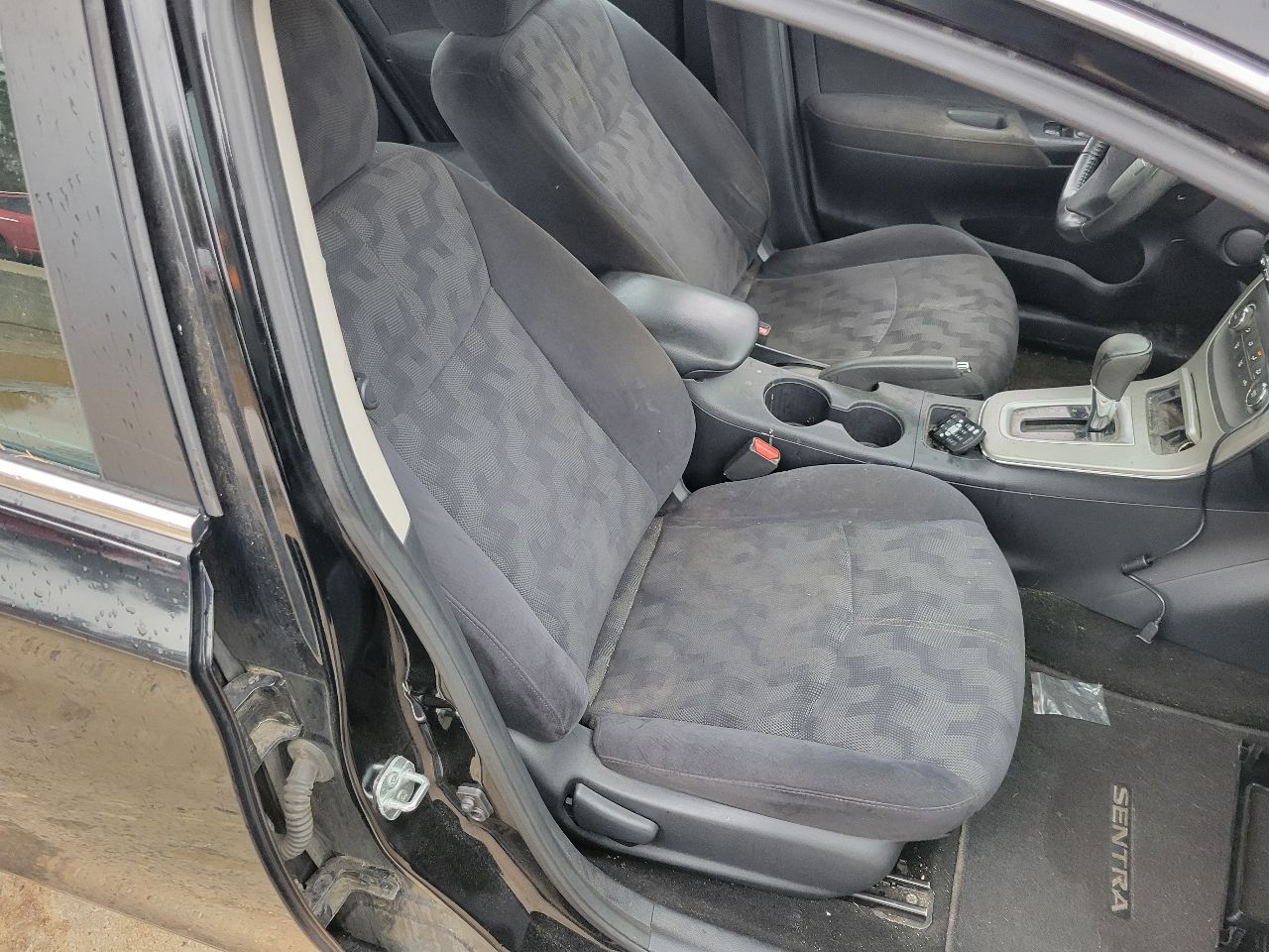 https://f005.backblazeb2.com/file/img-partshotlines-com/Inventory/NE7/Vehicle/103738_01.jpg