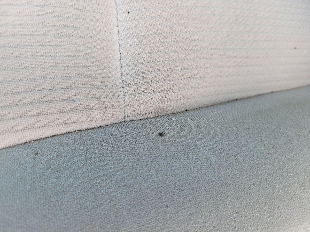 https://f005.backblazeb2.com/file/img-partshotlines-com/Inventory/NE7/Vehicle/103982_06.jpg