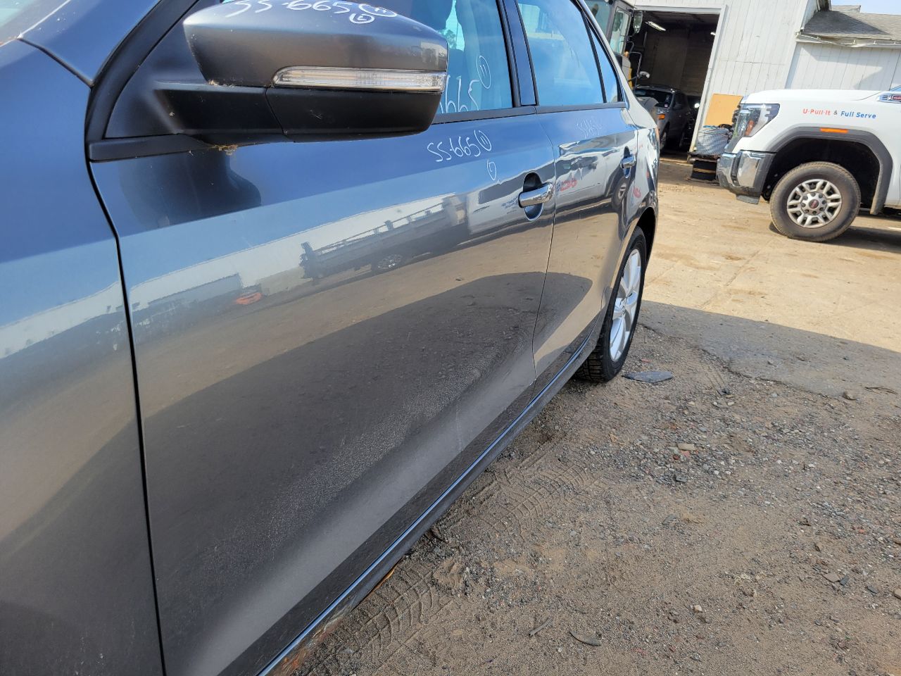 https://f005.backblazeb2.com/file/img-partshotlines-com/Inventory/NE7/Vehicle/104962_03.jpg