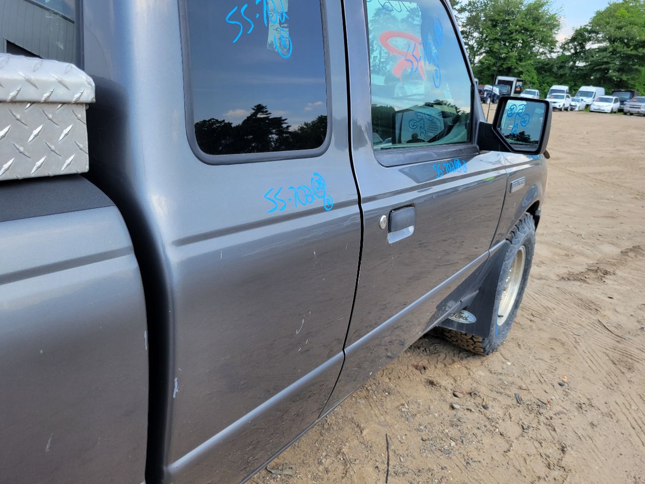 https://f005.backblazeb2.com/file/img-partshotlines-com/Inventory/NE7/Vehicle/105228_05.jpg