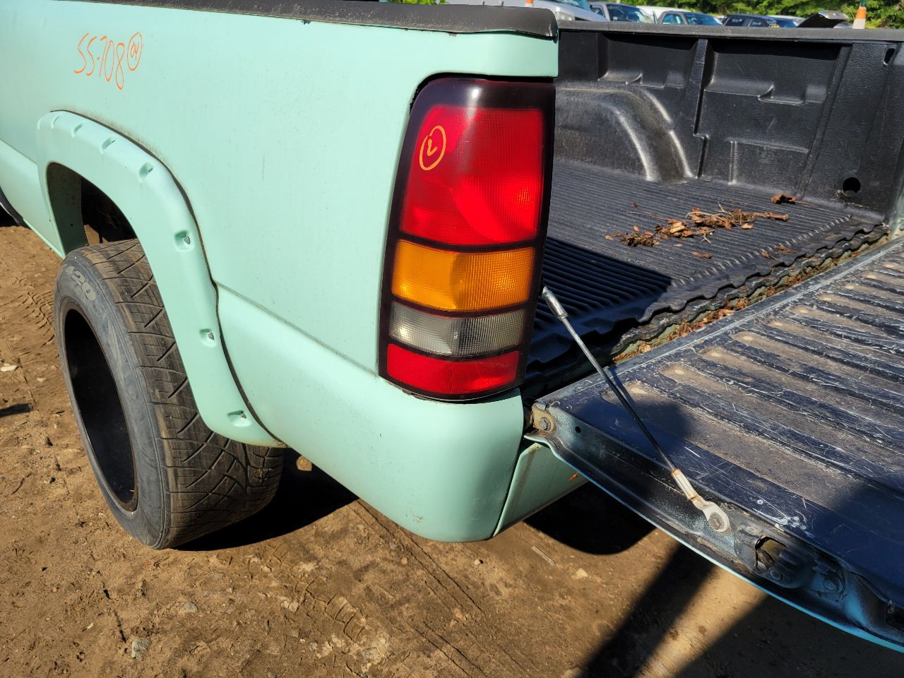 https://f005.backblazeb2.com/file/img-partshotlines-com/Inventory/NE7/Vehicle/105237_01.jpg