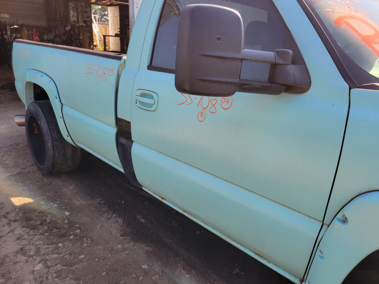 https://f005.backblazeb2.com/file/img-partshotlines-com/Inventory/NE7/Vehicle/105237_05.jpg