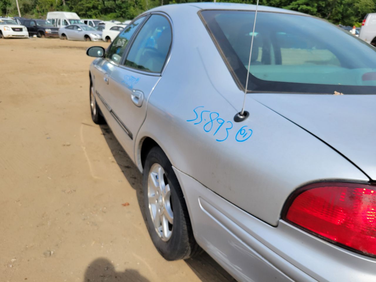 https://f005.backblazeb2.com/file/img-partshotlines-com/Inventory/NE7/Vehicle/106100_03.jpg