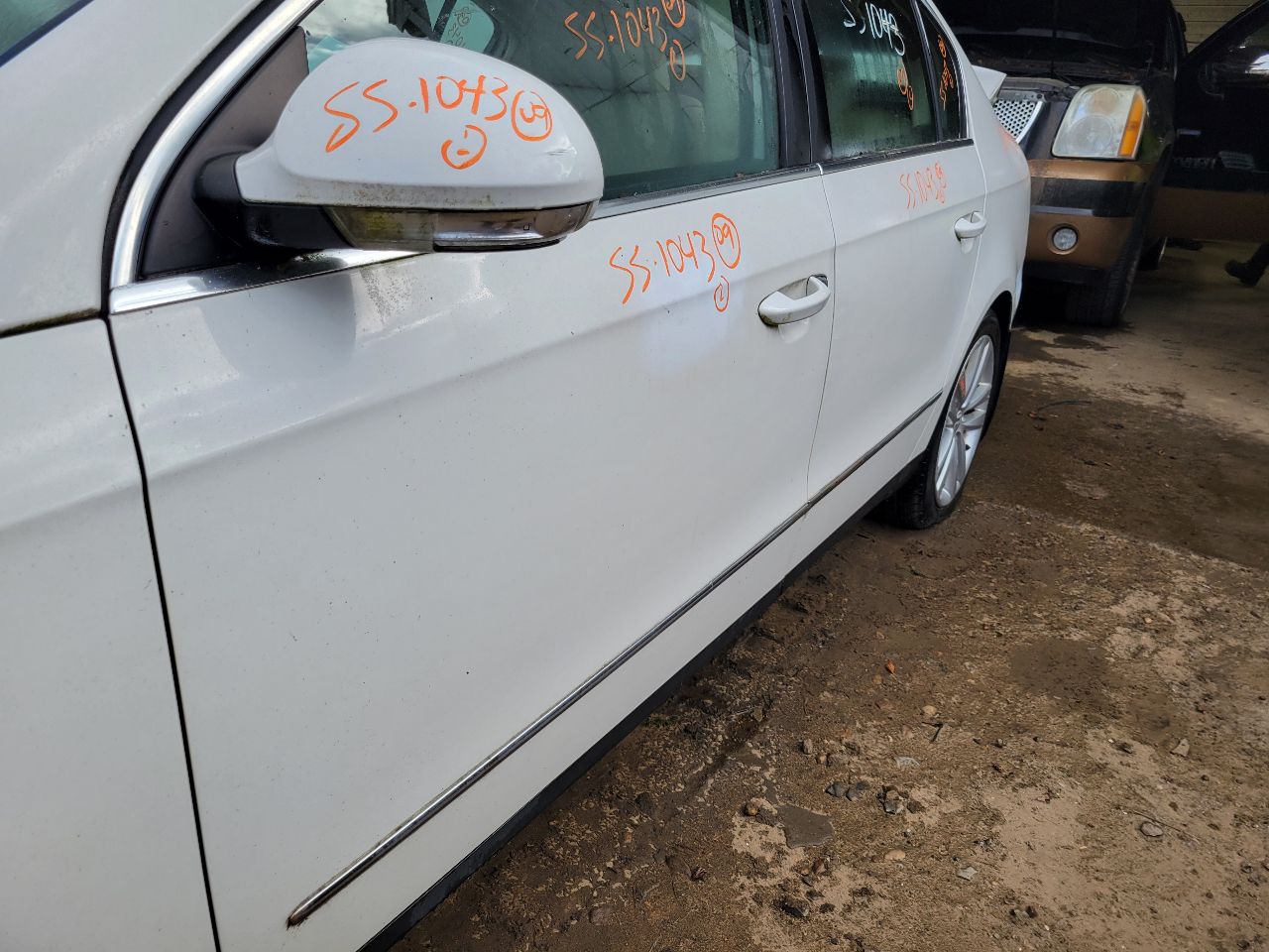 https://f005.backblazeb2.com/file/img-partshotlines-com/Inventory/NE7/Vehicle/106817_03.jpg