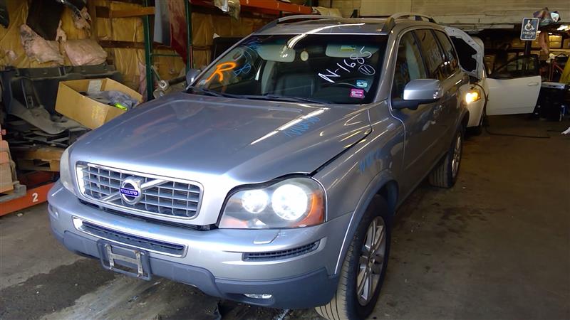 https://f005.backblazeb2.com/file/img-partshotlines-com/Inventory/NE7/Vehicle/89298_36.jpg