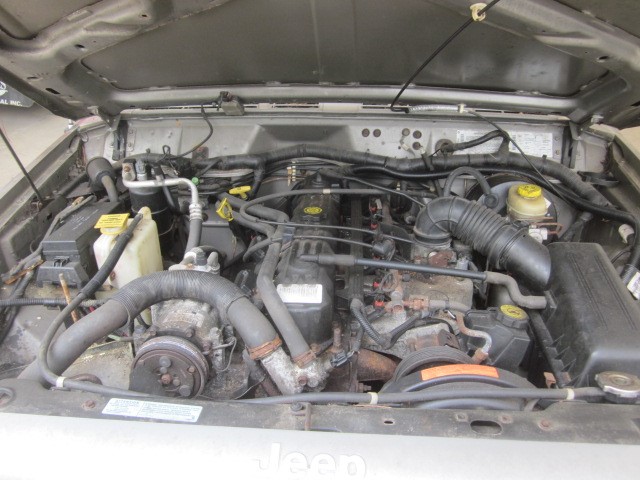 https://f005.backblazeb2.com/file/img-partshotlines-com/Inventory/NE71/Vehicle/10646_06.jpg