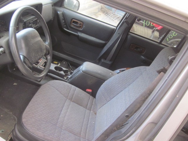 https://f005.backblazeb2.com/file/img-partshotlines-com/Inventory/NE71/Vehicle/10646_08.jpg