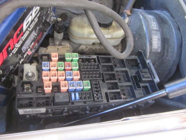 https://f005.backblazeb2.com/file/img-partshotlines-com/Inventory/NE71/Vehicle/11354_08.jpg