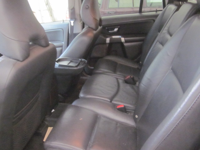 https://f005.backblazeb2.com/file/img-partshotlines-com/Inventory/NE71/Vehicle/11498_14.jpg