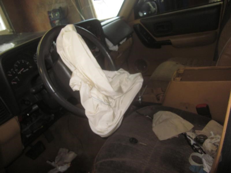 https://f005.backblazeb2.com/file/img-partshotlines-com/Inventory/NE71/Vehicle/11693_03.jpg