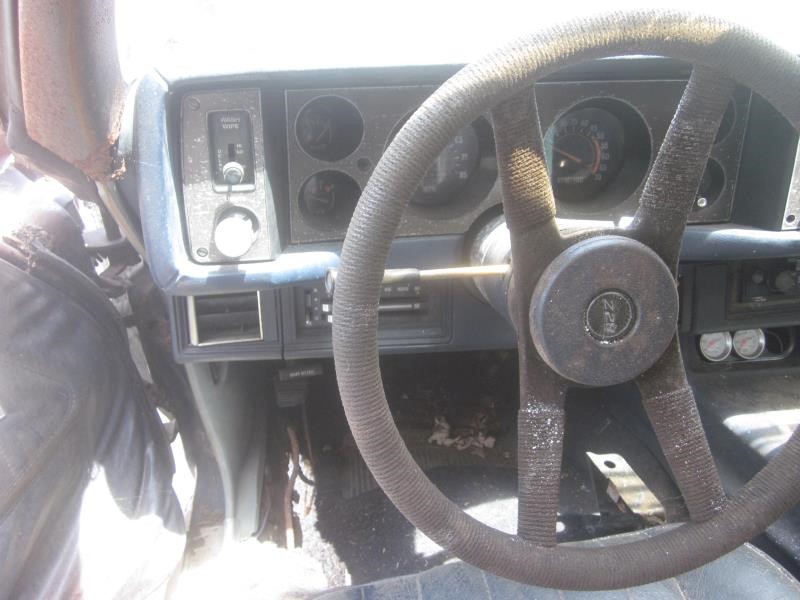 https://f005.backblazeb2.com/file/img-partshotlines-com/Inventory/NE71/Vehicle/11901_10.jpg