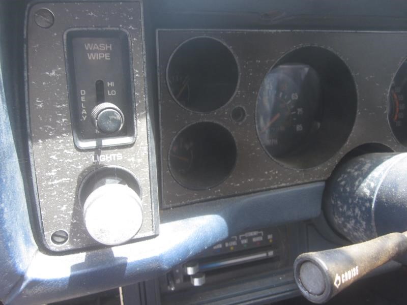 https://f005.backblazeb2.com/file/img-partshotlines-com/Inventory/NE71/Vehicle/11901_11.jpg