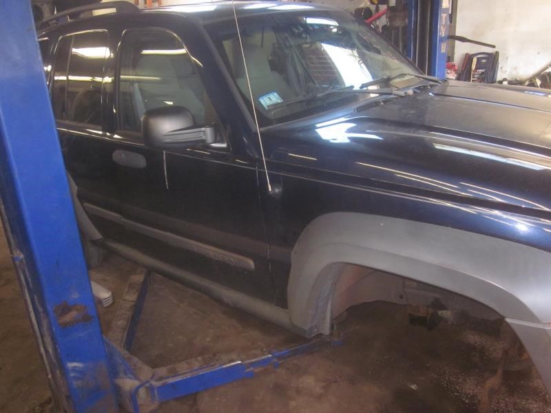 https://f005.backblazeb2.com/file/img-partshotlines-com/Inventory/NE71/Vehicle/12115_12.jpg