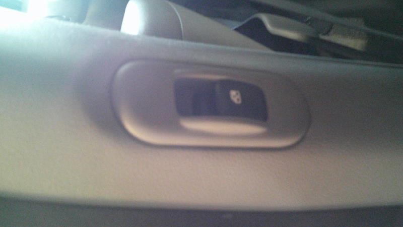 https://f005.backblazeb2.com/file/img-partshotlines-com/Inventory/NE71/Vehicle/12386_08.jpg