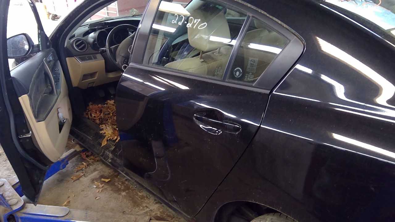 https://f005.backblazeb2.com/file/img-partshotlines-com/Inventory/NE71/Vehicle/12855_13.jpg